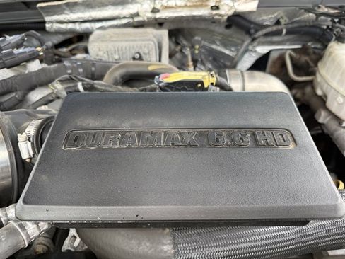 Used 2019 GMC Sierra 3500 Denali w/ Duramax Plus Package AWD/4WD image 8
