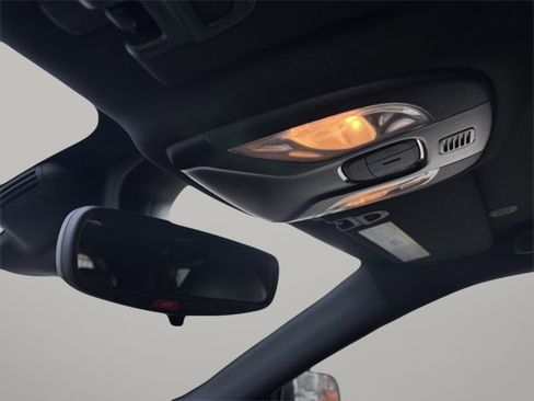 New 2026 Jeep Compass Latitude image 13