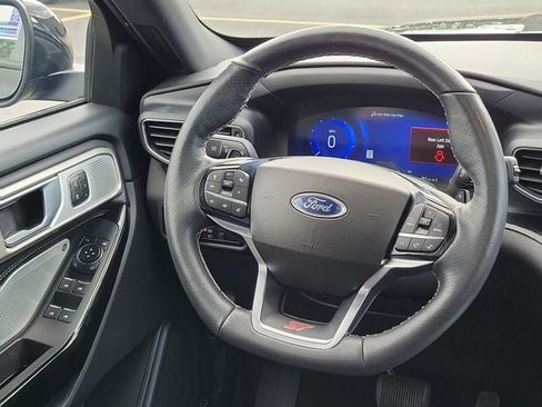 Used 2023 Ford Explorer ST w/ Equipment Group 401A AWD/4WD image 24