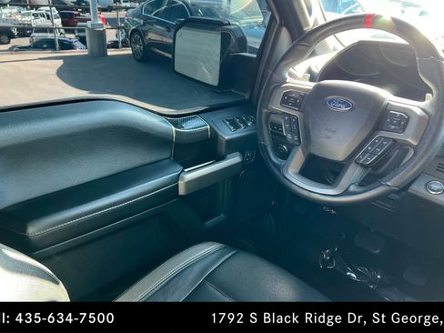 Used 2018 Ford F150 Raptor w/ Equipment Group 802A Luxury image 11