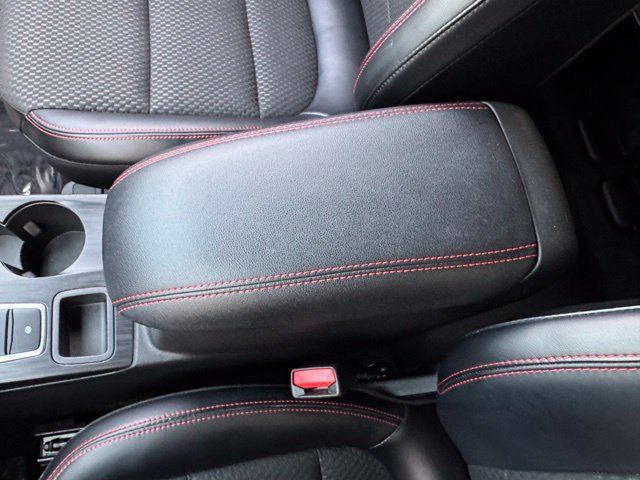 Certified 2023 Ford Escape ST-Line w/ Tech Pack #1 AWD/4WD image 17