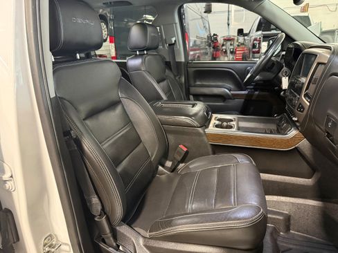 Used 2018 GMC Sierra 1500 Denali w/ Denali Ultimate Package AWD/4WD image 6