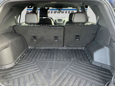 Used 2022 Chevrolet Equinox RS AWD/4WD image 10