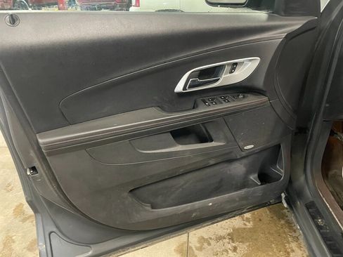 Used 2013 Chevrolet Equinox LTZ image 17