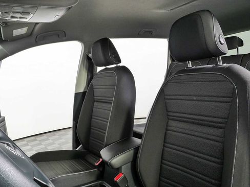 Certified 2023 Volkswagen Tiguan S FWD image 8