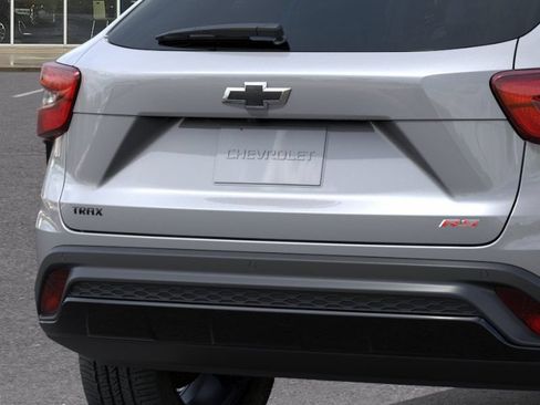 New 2026 Chevrolet Trax RS w/ Driver Confidence Package FWD image 14