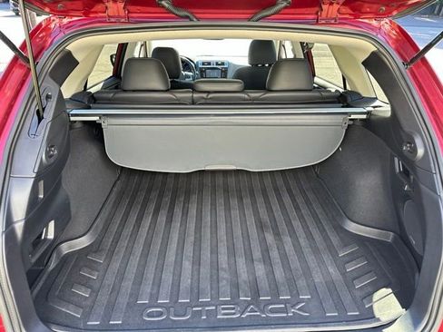 Used 2015 Subaru Outback 2.5i Limited AWD/4WD image 11