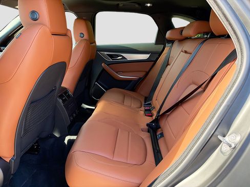 New 2026 Jaguar F-PACE R-Dynamic S image 21