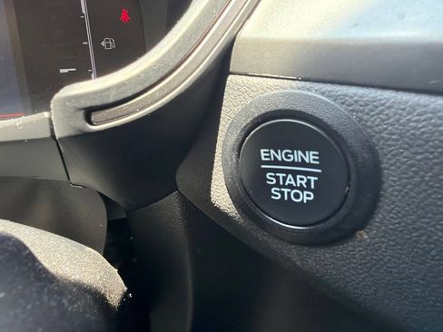 Certified 2025 Ford Escape Active AWD/4WD image 24