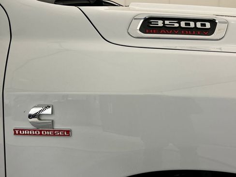 Used 2024 RAM 3500 Big Horn image 9