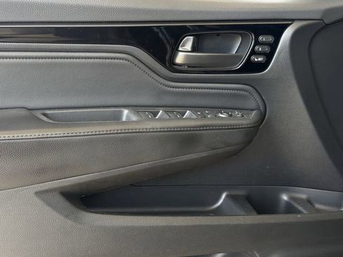 Used 2025 Honda Odyssey Touring image 27