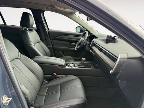 Certified 2025 MAZDA CX-50 2.5 Hybrid w/ Premium Plus Pkg image 19