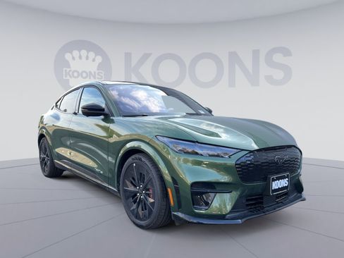 New 2025 Ford Mustang Mach-E GT image 10