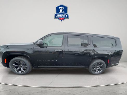 New 2026 Jeep Grand Wagoneer L Limited w/ Premium Group II AWD/4WD image 8