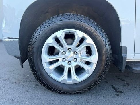 Used 2023 Chevrolet Silverado 1500 LTZ AWD/4WD image 26