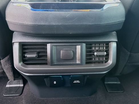 Used 2024 Ford F150 Lariat w/ FX4 Off-Road Package AWD/4WD image 30