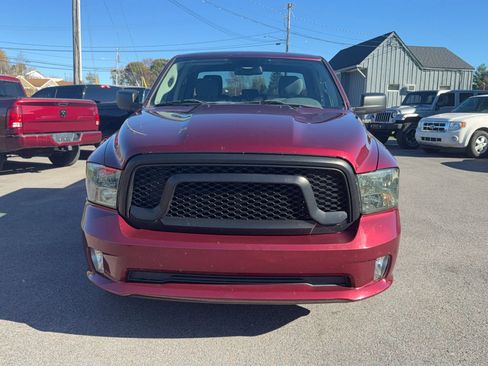 Used 2019 RAM 1500 Express AWD/4WD image 4
