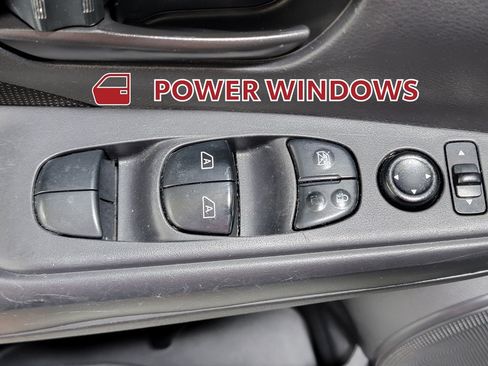 Used 2023 Nissan Kicks S FWD image 17