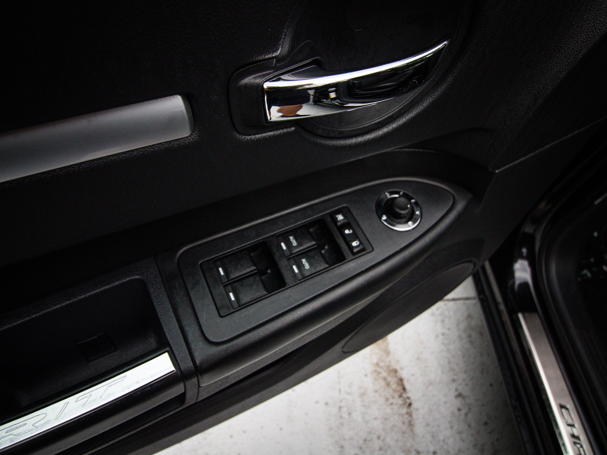 Used 2009 Dodge Charger R/T RWD image 15