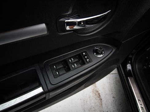 Used 2009 Dodge Charger R/T RWD image 15