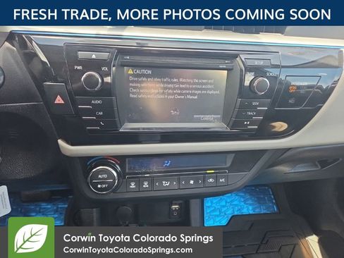 Used 2015 Toyota Corolla LE FWD image 12