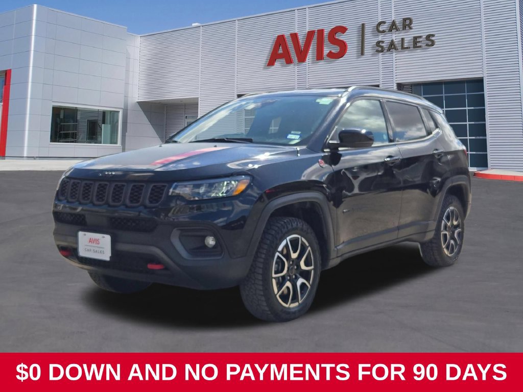 Used 2025 Jeep Compass Trailhawk AWD/4WD image 1