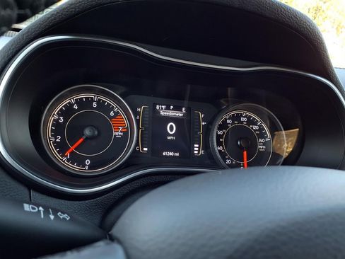 Used 2019 Jeep Cherokee Latitude Plus image 13