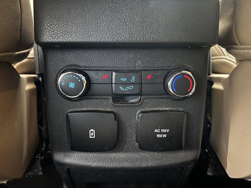 Used 2016 Ford Explorer Limited image 34