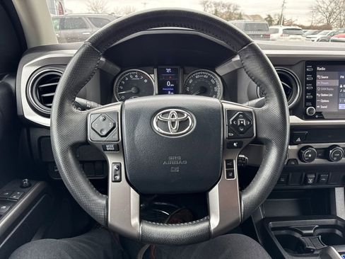 Used 2020 Toyota Tacoma SR5 image 14