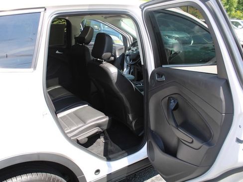 Used 2018 Ford Escape Titanium AWD/4WD image 18