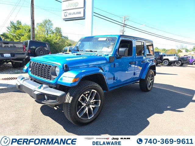 Used 2024 Jeep Wrangler Unlimited w/ Convenience Group AWD/4WD image 1