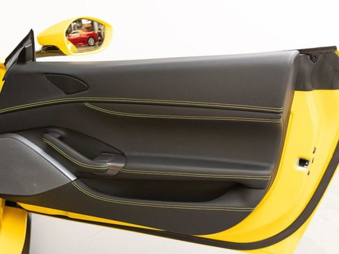 Certified 2020 Ferrari Portofino RWD image 66