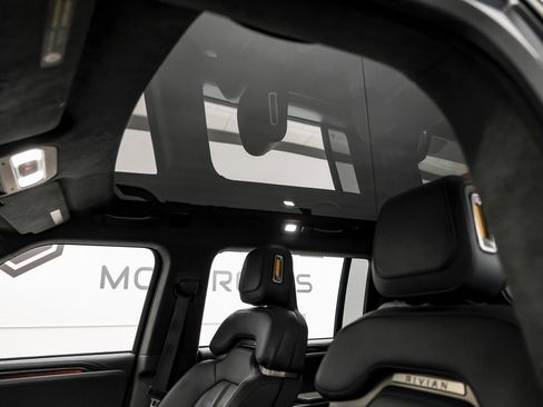 Used 2023 Rivian R1S Adventure image 5