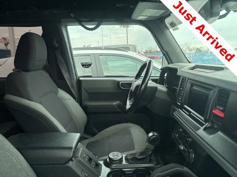 Used 2023 Ford Bronco Big Bend image 9