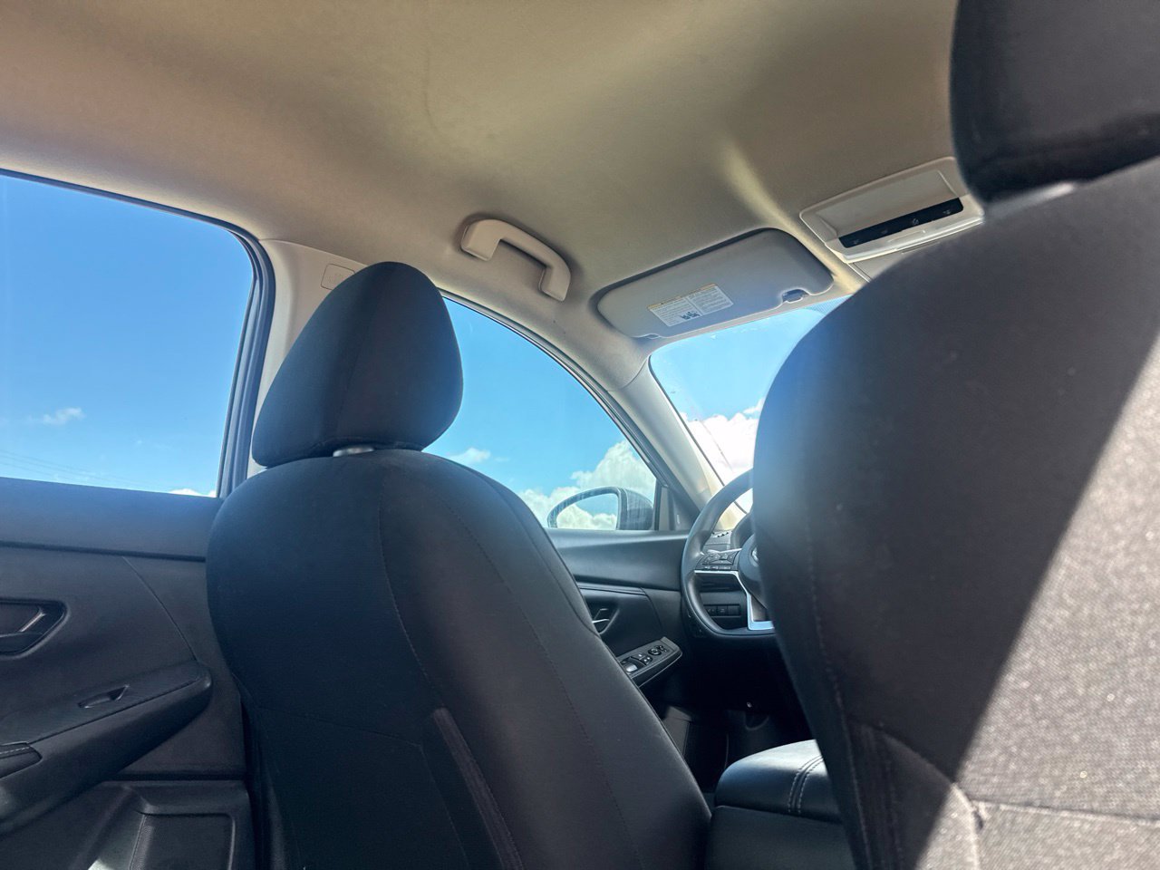 Used 2025 Nissan Sentra SV w/ Trunk Package FWD image 36