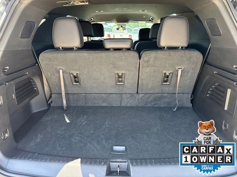 Used 2026 Chevrolet Traverse LT AWD/4WD image 13