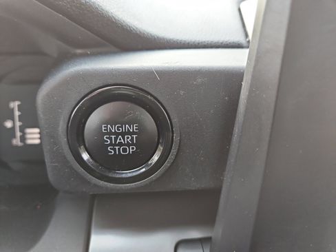 Used 2024 Toyota Tacoma TRD Sport image 29