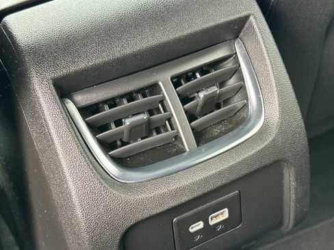 Used 2024 Chevrolet Blazer LT image 13