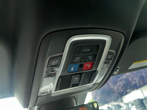 Used 2021 RAM 1500 Limited AWD/4WD image 47