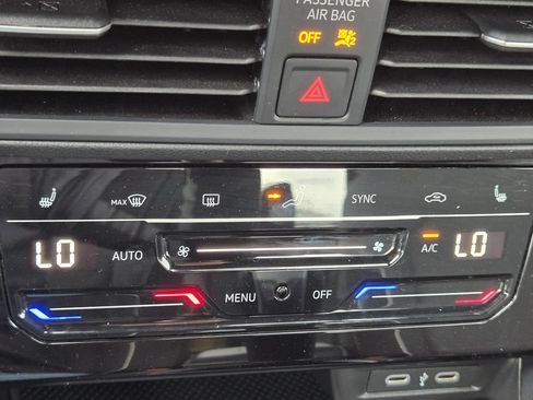 Used 2025 Volkswagen Jetta Sport FWD image 24