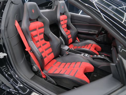 Used 2019 Ferrari 488 Spider RWD image 5