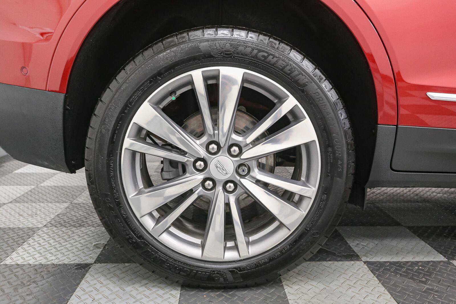 Used 2021 Cadillac XT5 Premium Luxury AWD/4WD image 16