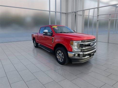 Used 2022 Ford F250 XLT w/ XLT Premium Package image 2
