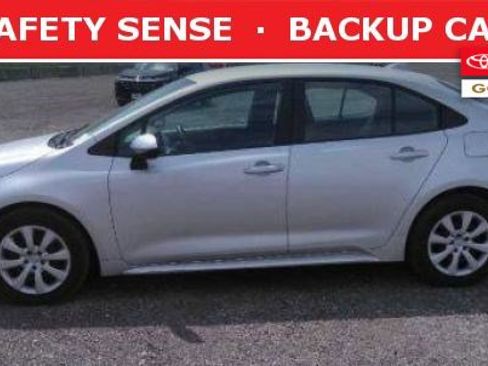 Used 2023 Toyota Corolla LE FWD image 1