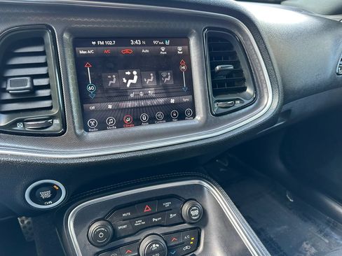 Used 2017 Dodge Challenger R/T Scat Pack w/ Leather Interior Group RWD image 22
