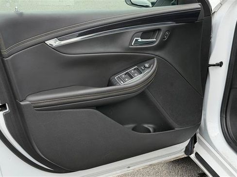 Used 2018 Chevrolet Impala LT w/ LT Leather Package FWD image 21