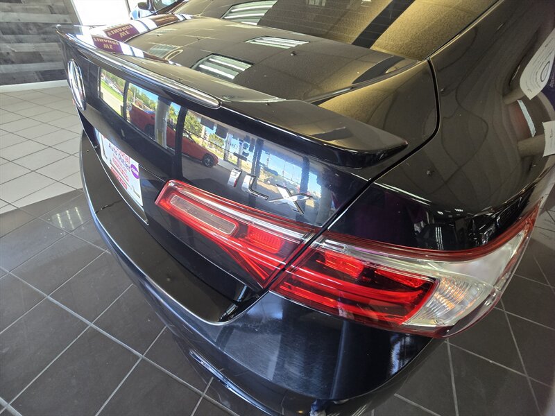 Used 2017 Acura ILX FWD image 34