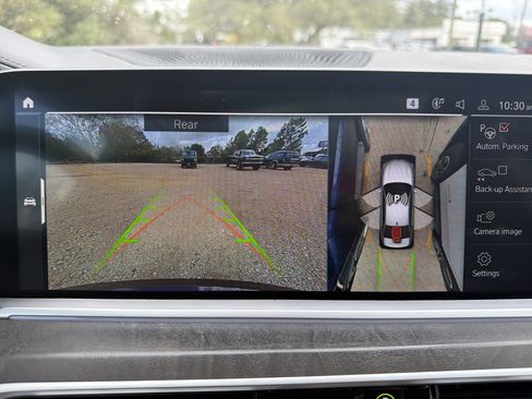 Used 2022 BMW X7 xDrive40i w/ Executive Package image 32