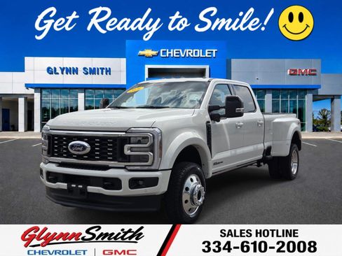 Used 2026 Ford F450 Platinum AWD/4WD image 1