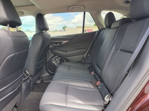 Used 2024 Subaru Outback Limited AWD/4WD image 11